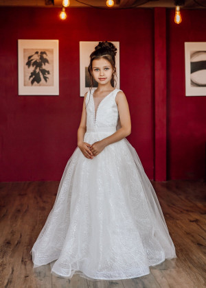 V Neck Ivory Tulle Pearls Floor Length Flower Girl Dress
